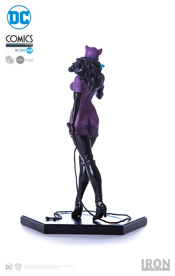 Batman - Catwoman Purple 1:10 Statue  Ikon Collectables